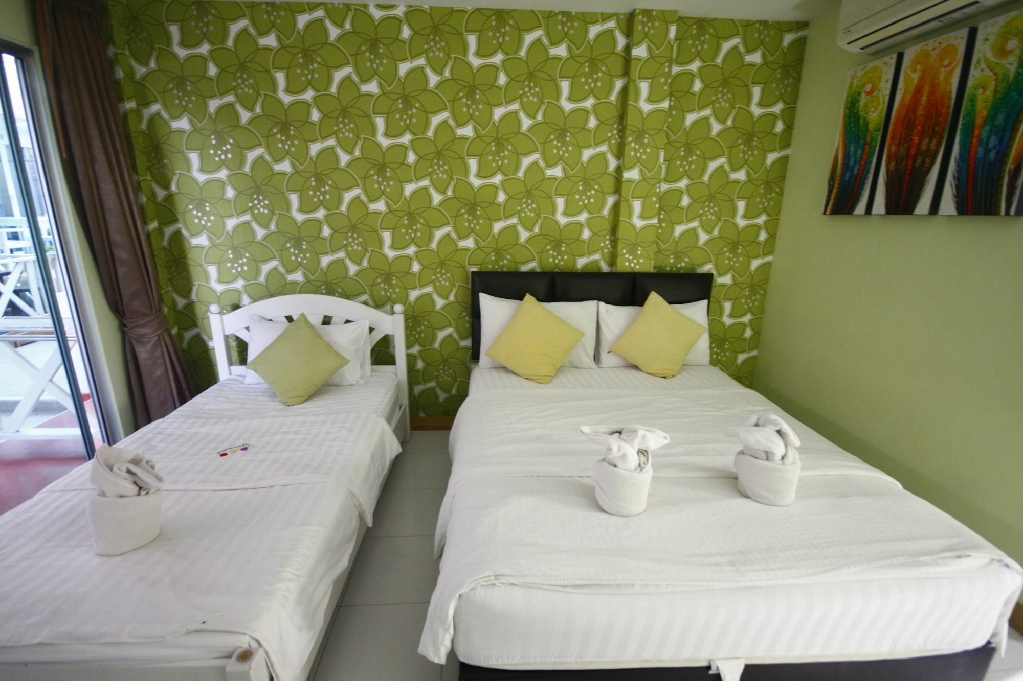 Tawaen Beach Resort Koh Larn Eksteriør billede